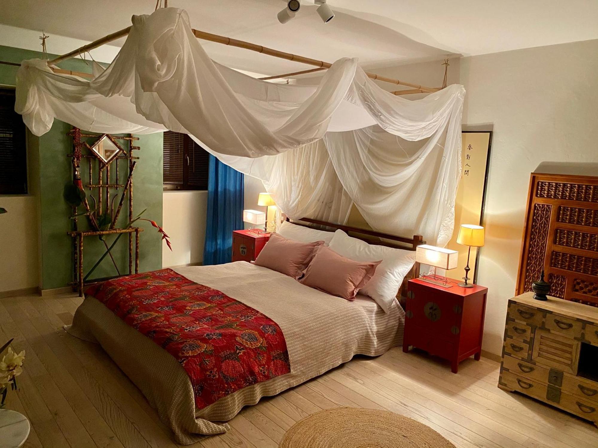 Les 3 Coeurs - Chambres Chez Charmants Habitants Font 외부 사진
